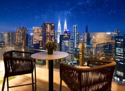 Agile Bukit Bintang by Avery at KLCC【5 mins to Pavilion & TRX+Garden Pool+Free Parking】