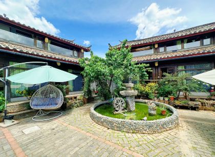 麗江自駕棲息地花園客棧