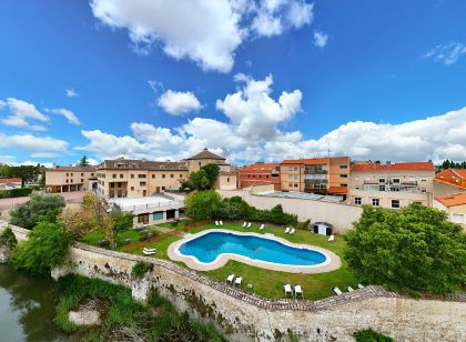 Azz Peñafiel Las Claras Hotel & Spa