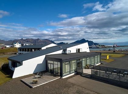 赫本-貝爾加亞冰島飯店