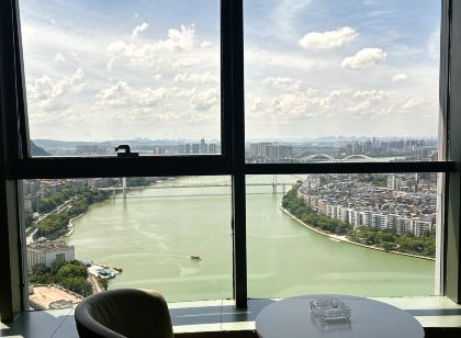 意閣影音飯店(柳州音樂噴泉銀泰城店)