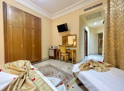 Royal Victoria - Ex British Embassy