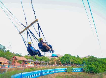 Monteria Village