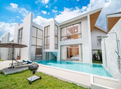 普吉島邦濤海灘現代風泳池別墅