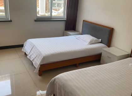 Donggang Port View 58 Apartment