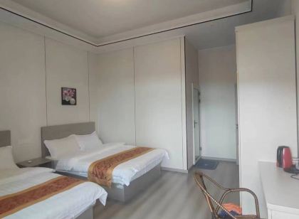 Guli Liuxiyuan Homestay