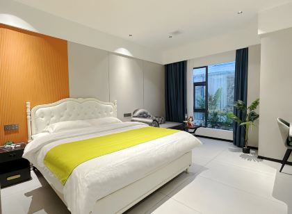 Lipu River Rhyme Hotel