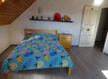 Apple guesthouse
