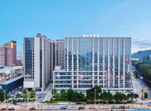 Jaston Light House (Guangzhou Chimelong Safari Park)