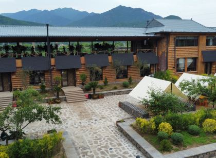 桓仁望春山民宿