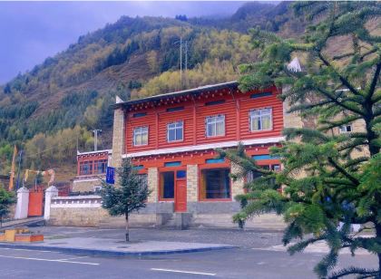 道孚扎西亞卓民宿