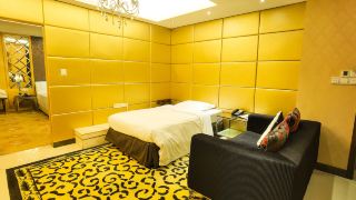 golden-city-hotel
