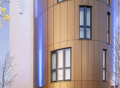Holiday Inn Express Paris - Poissy