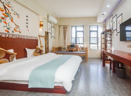 Yasu Inn (Kunming Dianchi Scenic Area)