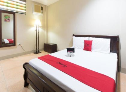 RedDoorz @ Teofila Lodge