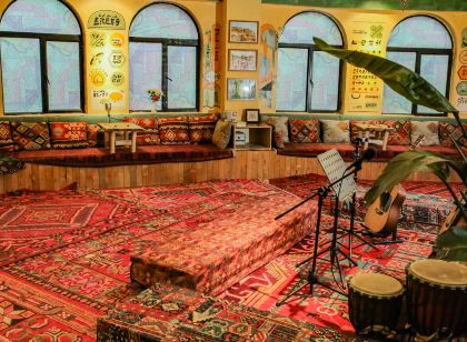 疆行國際青旅(古城景區店)