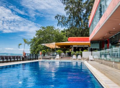 Hotel Sentral Seaview @ Beachfront