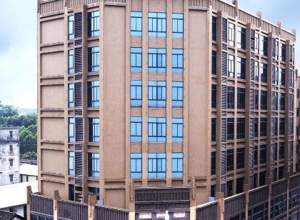 Vienna Hotel (Luchuan High-speed Railway Station)