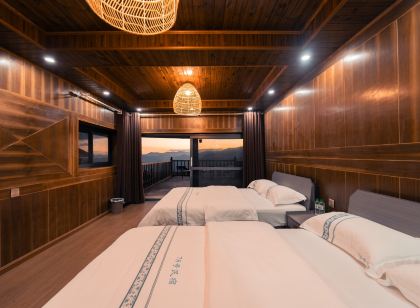 翁基茶雲芝臘民宿