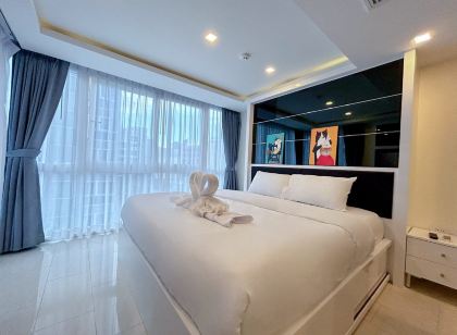 Grand Avenue Residence Condominium