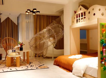 N23.5 Hostel (Small Park Branch)