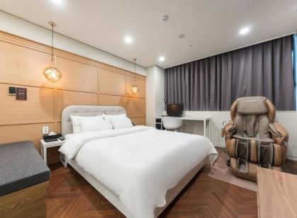 일산 리미트에잇 호스텔 라페스타점