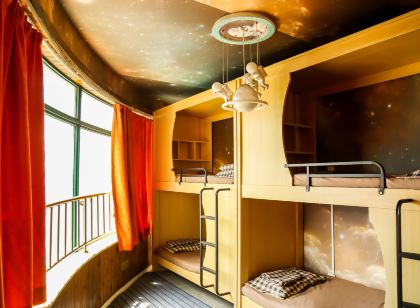 Xinghe Hostel (Wuhan Hanyang Wangjiawan Subway Station)