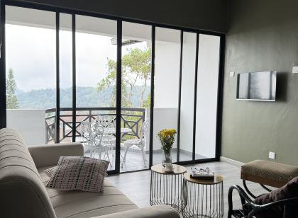 The Hill at Fraser Hill (Suite 35)