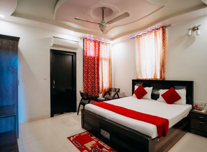 Hotel Jinendra Inn