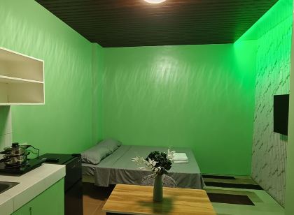 Reg'z Boarding House
