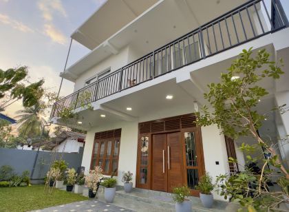 EK Breeze Kalutara