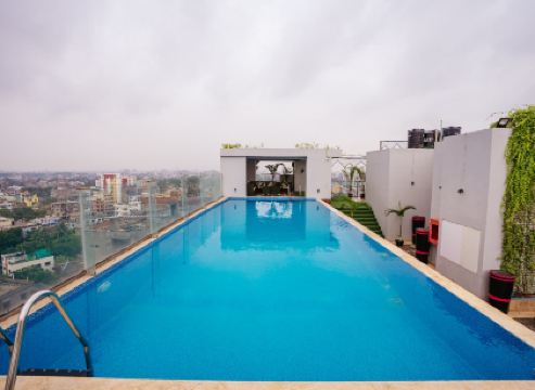 Royal Raj Hotel