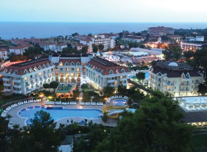 Grand Miramor Hotel