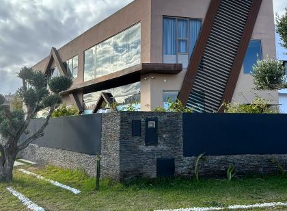 La Villa Luxury Suites