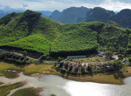 Nguyen Shack Retreat