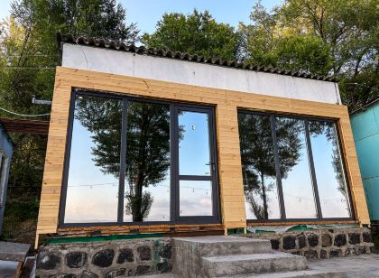 Ishkhan Resort - Lake House 2 with Sevan View
