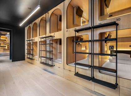 Capsule Residence