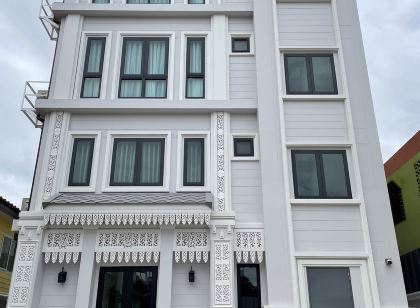 Airport one station hometel