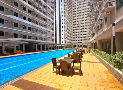 Acellyne Suites at Green 2 Residences with Netflix!