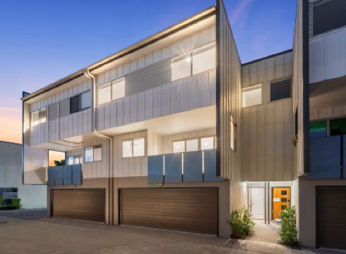 Market Square Modern Haven - Near QEII and Griffith Uni