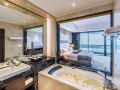 grand-mercure-qingdao-airlines
