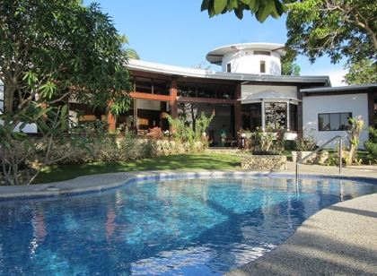 Padre Burgos Castle Resort
