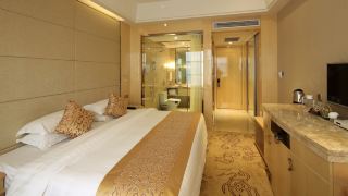 romantic-hotel