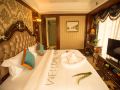 french-theme-gold-place-hotel