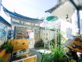 dali-green-house-hostel