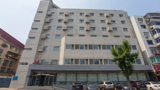 jinjing-inn-the-tientsin-eye-ferris-wheel-zhongshan-road