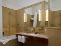 ventana-hotel-prague