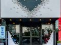 denghou-light-luxury-hotel-shanghai-expo-park