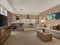 hyatt-house-chengdu-pebble-walk