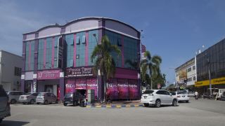 oyo-880-hotel-purple-town